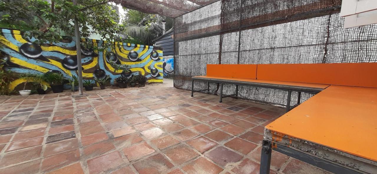 A Loft Hostel Alappuzha Exterior foto